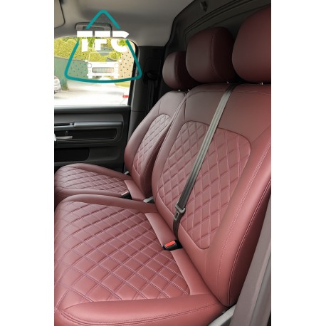 Volkswagen Caravelle Seats 2+1